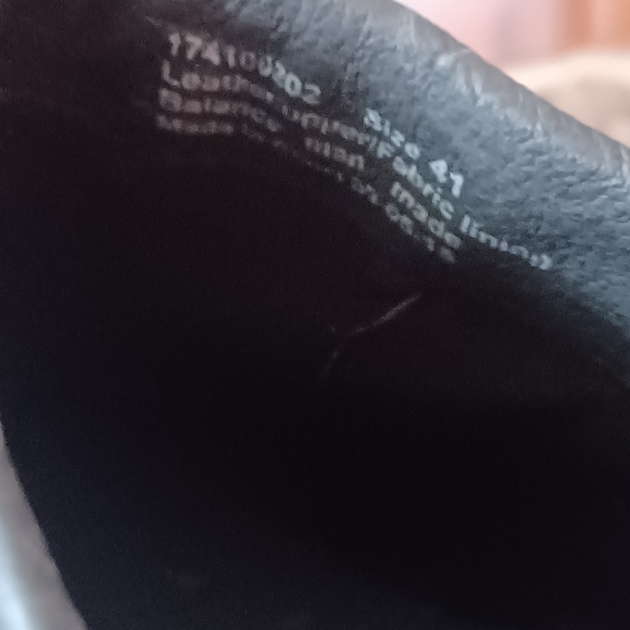 Dansko Shandi Black Suede Tassel Mules Clogs 174100202 Womens size41 91/2 new - Picture 10 of 10